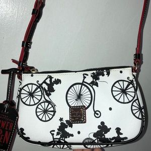 Crossbody Dooney & Bourke- DISNEY